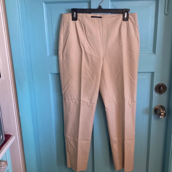 Lafayette 148 NY cropped Bleecker slim leg pants. Beige in size 6. - Picture 1 of 5